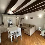 Apartment Naviglio Sforza