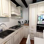 Apartment Naviglio Sforza Milan
